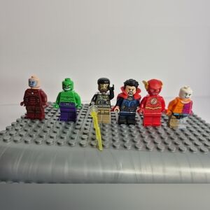 Lego Marvel / DC  Minifigures Lot Superheroes